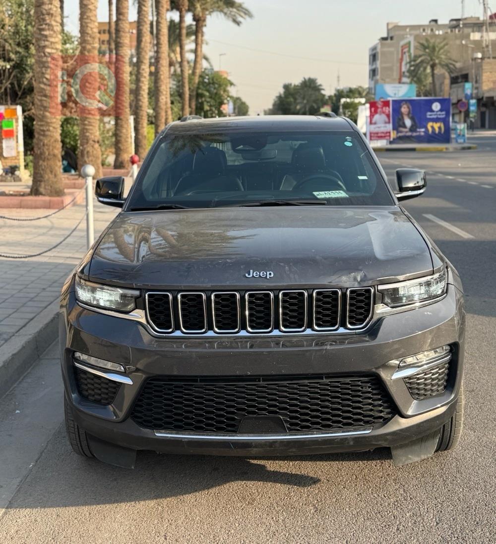 جيب جراند شيروكي